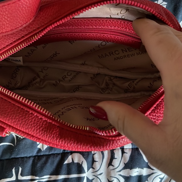 Marc New York Andrew Marc Red Quilted Faux Leather Waist Belt Bag 8.5"W x 6"H - Picture 4 of 6